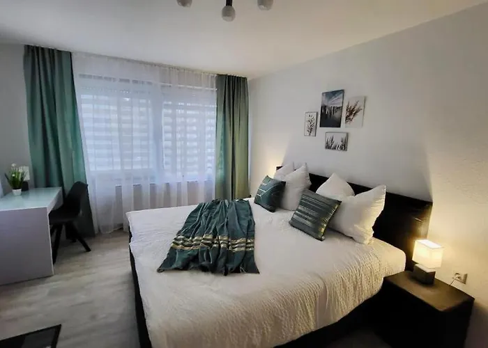 Апартаменты 4rooms Central-modern Near Mtu With Balcony, The By Lakescape Fewos Фридрихсхафен