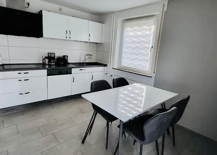 Апартаменты 4rooms Central-modern Near Mtu With Balcony, The By Lakescape Fewos Фридрихсхафен