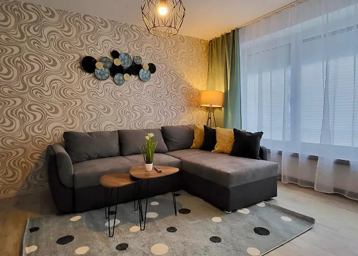 4rooms Central-modern Near Mtu With Balcony, The By Lakescape Fewos * Фридрихсхафен
